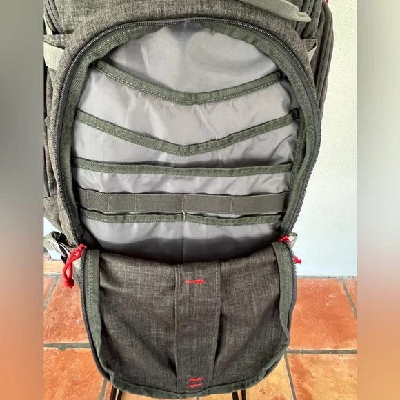 Kelty Redwing 50 Reserve Backpack - Gray and Red - Picture 9 of 13